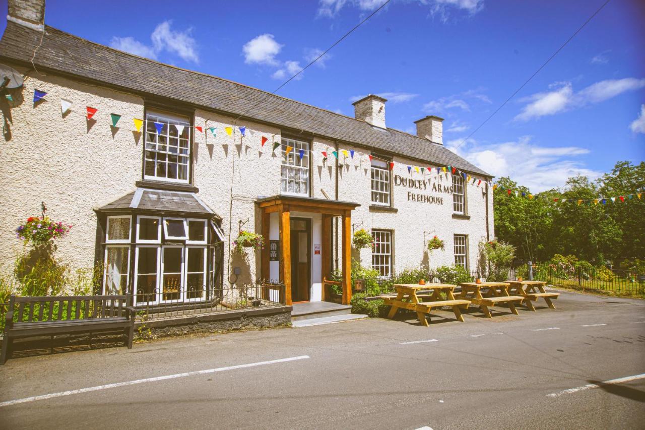מלון Llandrillo The Dudley Arms מראה חיצוני תמונה